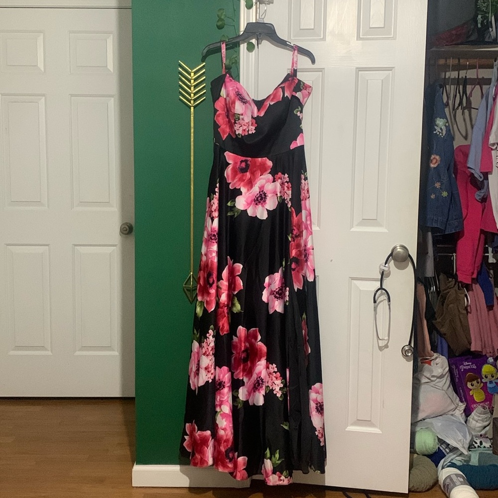 Prom/ formal gown, size 11/12